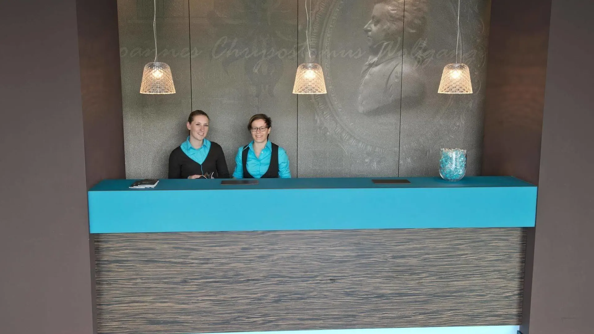 Motel One Salzburg-Mirabell Hotell